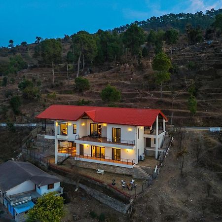 Stayvista At Amulyam Villa With Lawn & Bonfire Mukteshwar Dış mekan fotoğraf