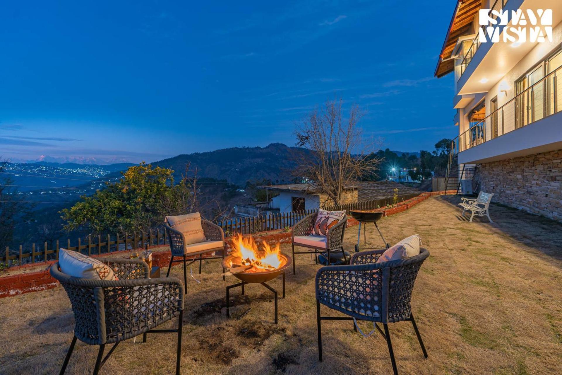 Stayvista At Amulyam Villa With Lawn & Bonfire Mukteshwar Dış mekan fotoğraf
